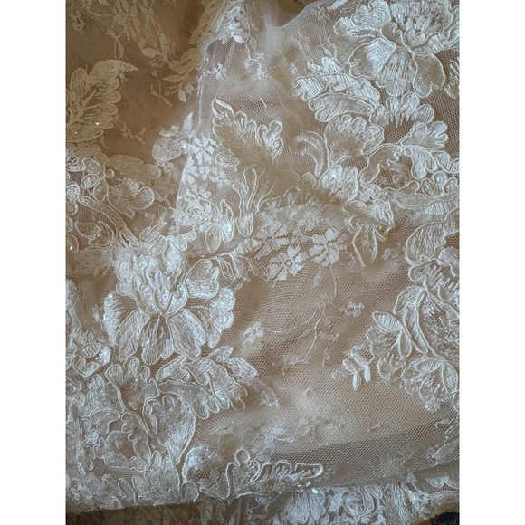 Lace Wedding Dress‎ Floral Applique Long Sleeve Bridal Gown Mermaid - Picture 5 of 8